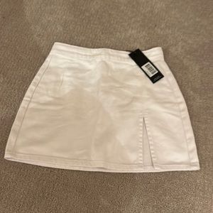 NWT Princess Polly “Liones” brand skirt